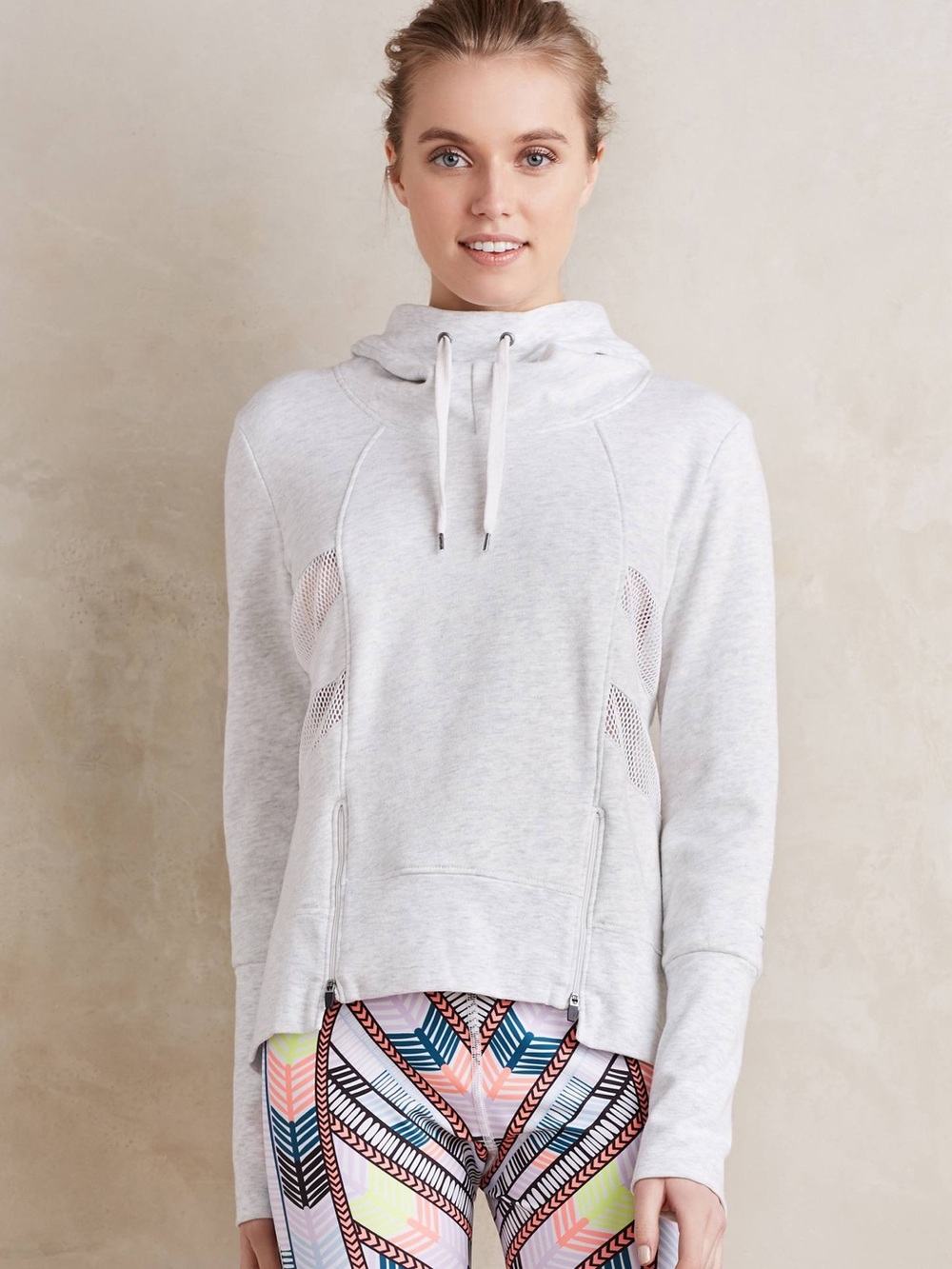 Alo Yoga Women’s Crosswind Hoodie Grey Size Medium